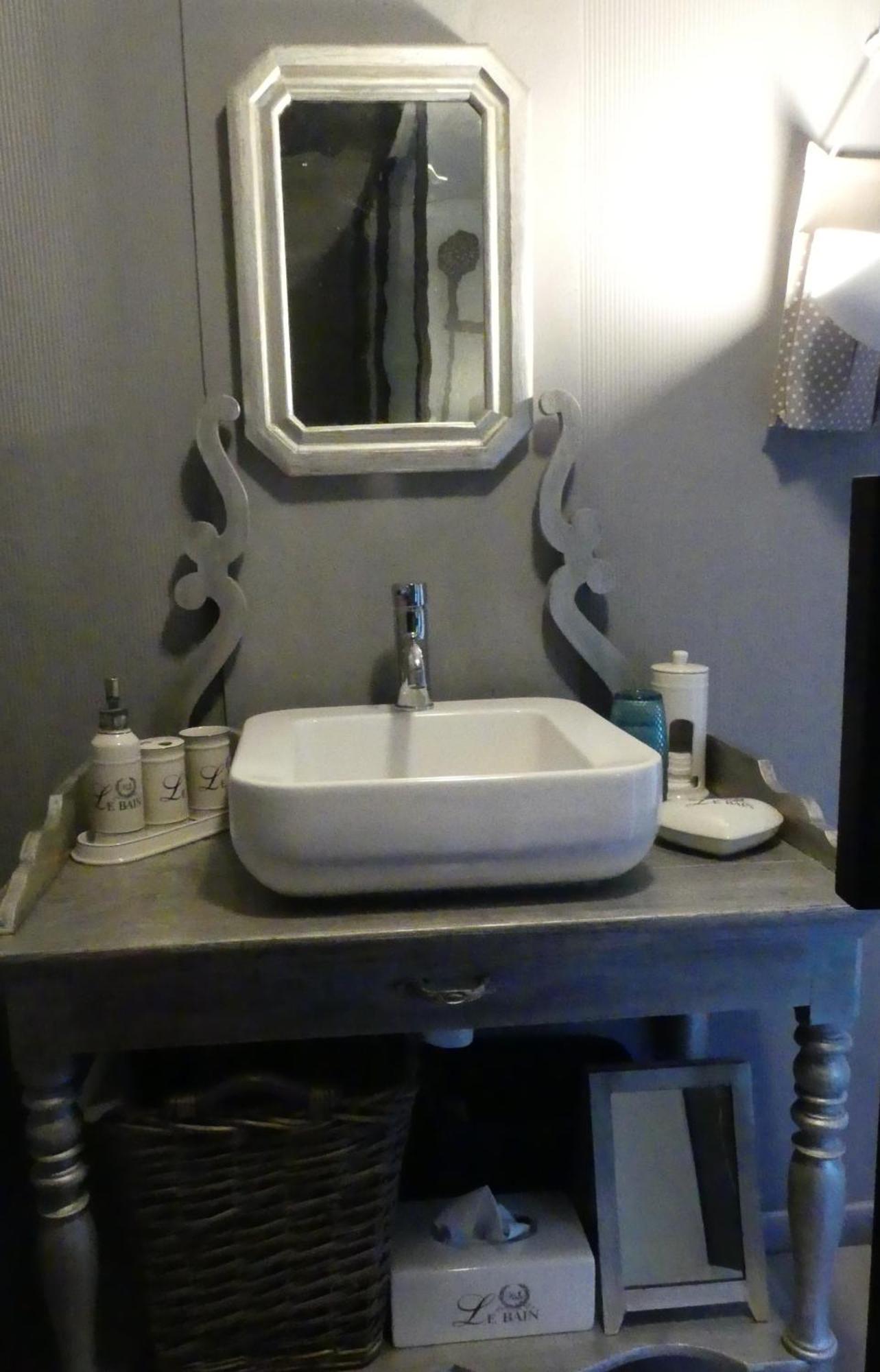Suite Romance Froidchapelle Luaran gambar